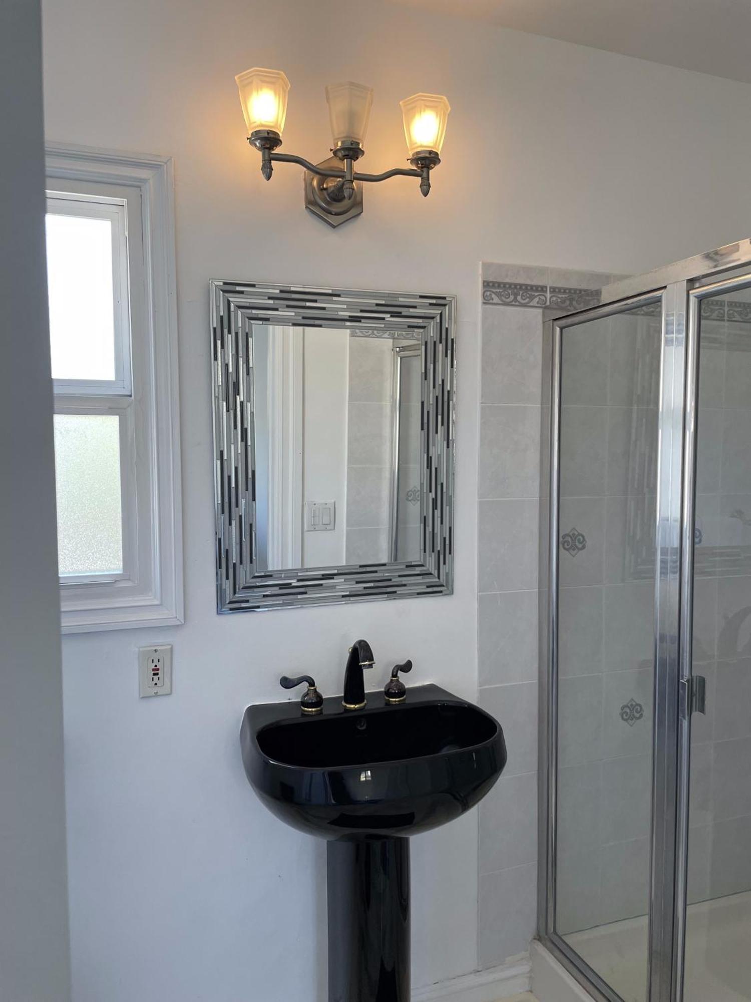Stylish 3bd In Beverly Hills